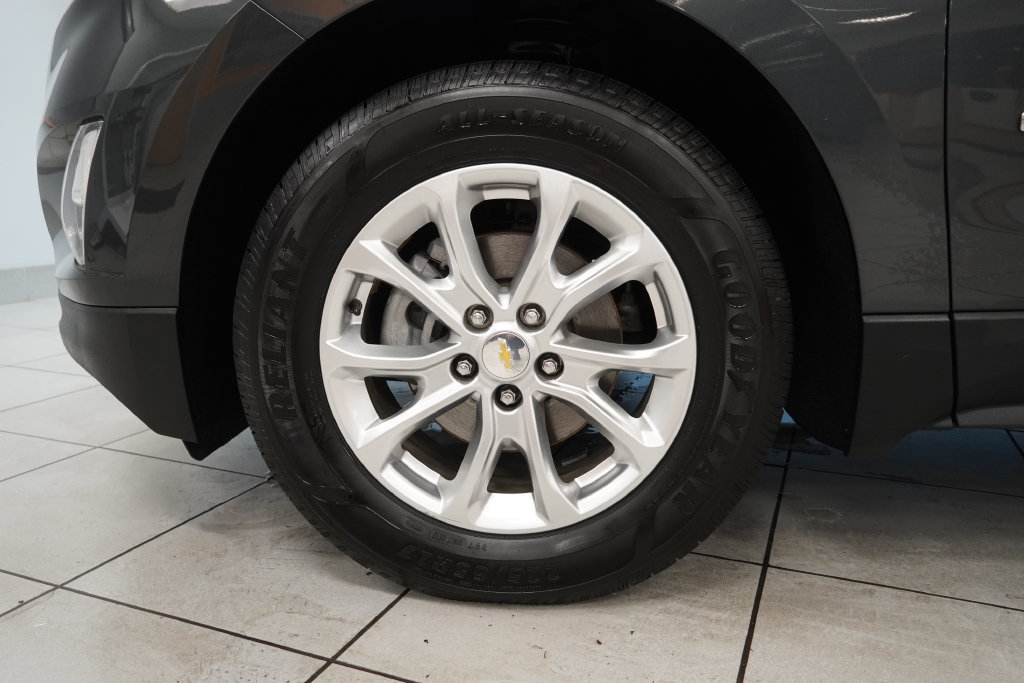Used 2020 Chevrolet Equinox LT FWD image 16