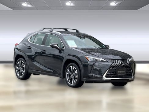 Certified 2025 Lexus UX 300h FWD w/ Accessory Package (Z2) image 7
