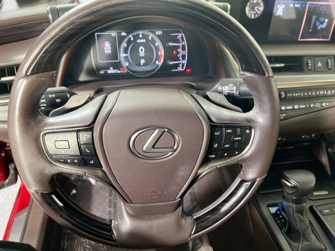 Used 2020 Lexus ES 350 w/ Premium Package image 11
