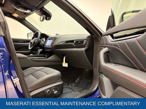 Used 2024 Maserati Levante GT Ultima AWD/4WD image 29