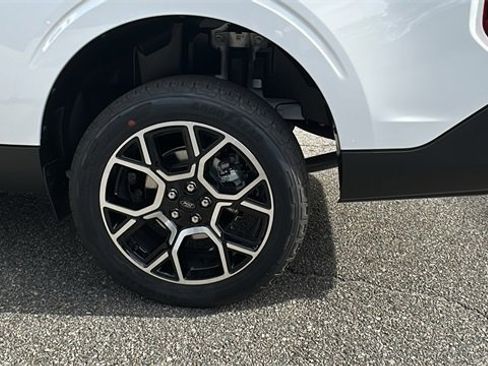 New 2026 Ford Maverick Lariat w/ 4K Tow Package image 19