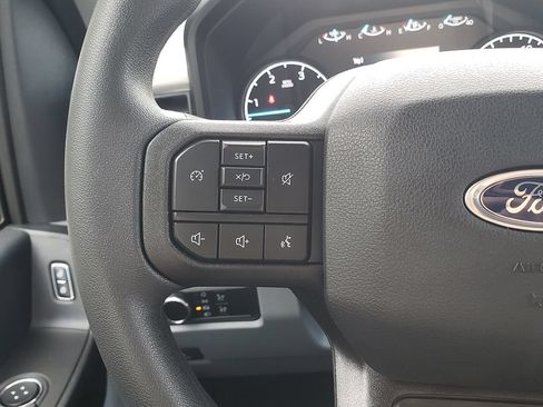 Used 2025 Ford F250 XL w/ XL Driver Assist Package AWD/4WD image 23