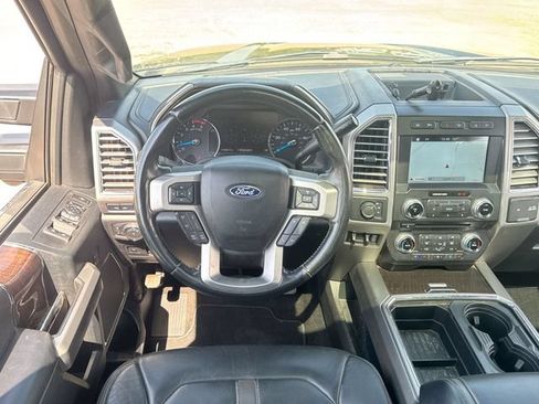 Used 2017 Ford F450 Platinum w/ Platinum Ultimate Package AWD/4WD image 14