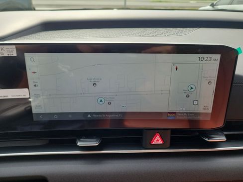 New 2026 Kia Carnival Hybrid FWD image 32