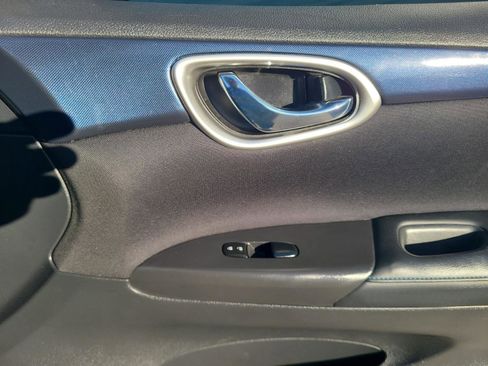 Used 2018 Nissan Sentra SR image 22