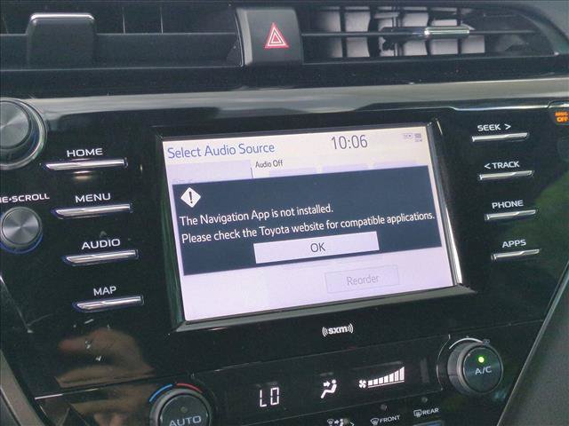Used 2020 Toyota Camry SE FWD image 13