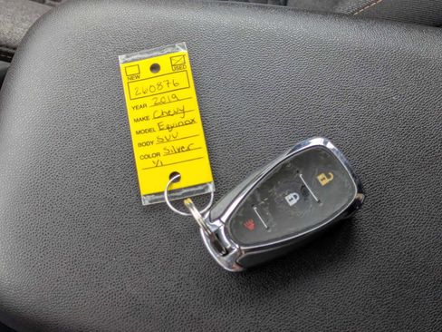 Used 2019 Chevrolet Equinox LT AWD/4WD image 34