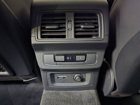 Used 2020 Audi SQ5 Prestige w/ Prestige Package image 22
