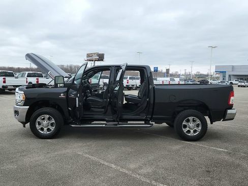 Used 2024 RAM 2500 Big Horn image 13