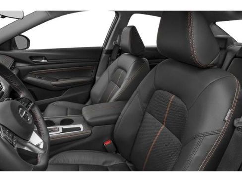 Used 2021 Nissan Altima 2.5 SR w/ SR Premium Package FWD image 12