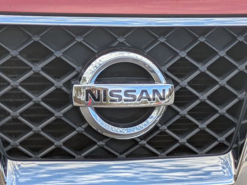 Used 2017 Nissan Frontier S image 21