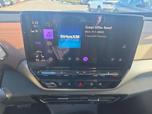 Certified 2023 Volkswagen ID.4 2WD image 18