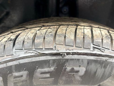 Used 2017 Jeep Cherokee Latitude w/ Comfort & Sound Group image 17