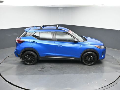Used 2024 Nissan Kicks SR w/ Exterior Package image 38