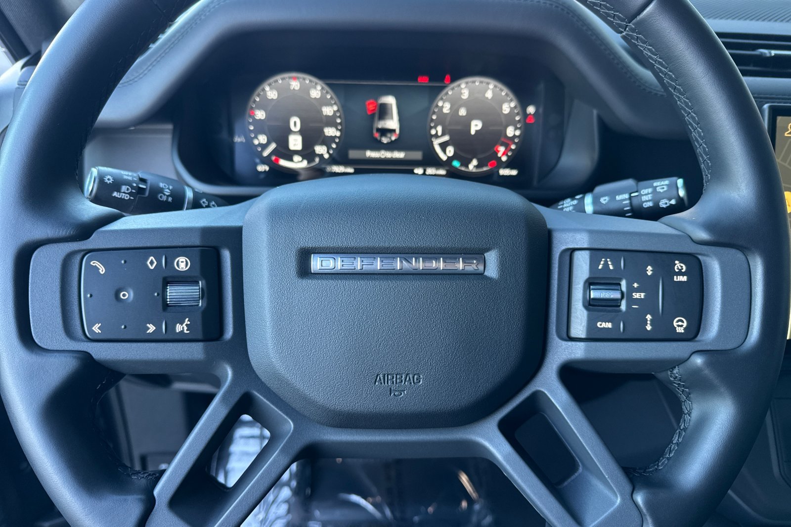 Used 2026 Land Rover Defender 130 S AWD/4WD image 28