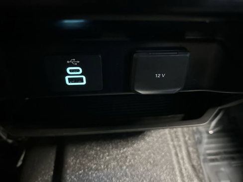 Used 2023 Ford F250 XL w/ XL Chrome Package image 22