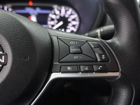 Used 2024 Nissan Sentra SV FWD image 19