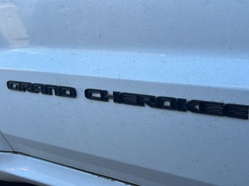 Used 2020 Jeep Grand Cherokee SRT image 8