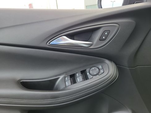 Used 2025 Buick Encore GX Preferred w/ Comfort Package image 17