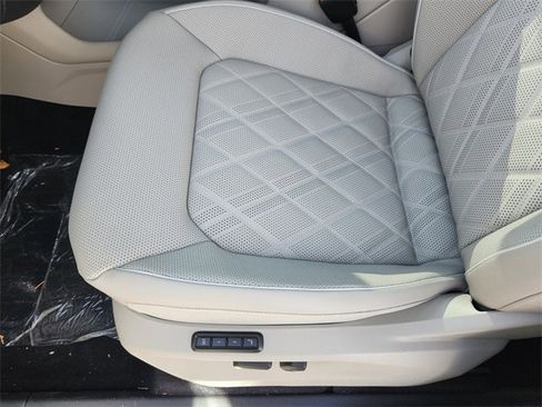 New 2026 Volkswagen Atlas SEL Premium R-Line image 23