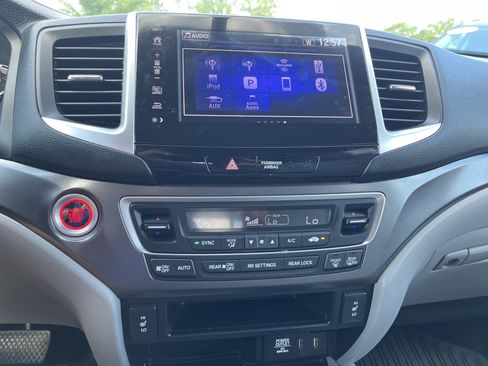 Used 2018 Honda Pilot EX-L image 29