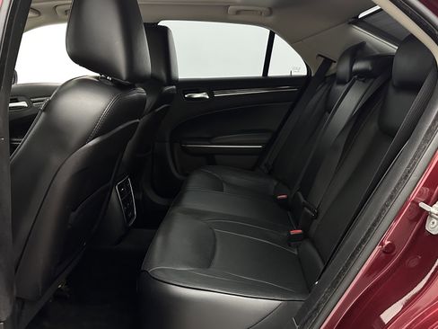 Used 2016 Chrysler 300 C AWD/4WD image 23