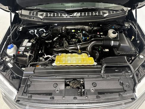 Used 2019 Ford F150 Lariat w/ Equipment Group 502A Luxury image 11