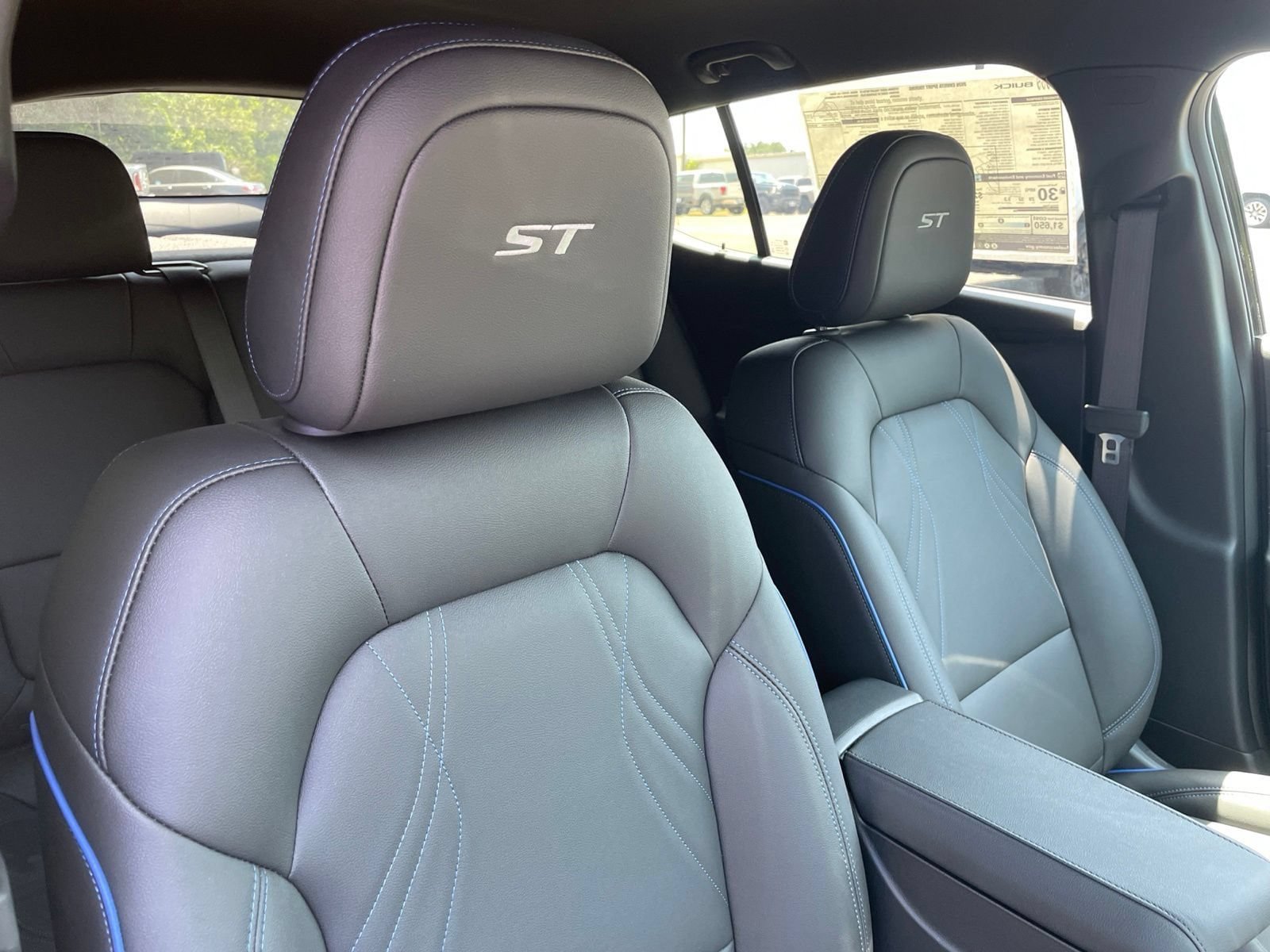 New 2026 Buick Envista Sport Touring w/ Convenience I Package FWD image 36