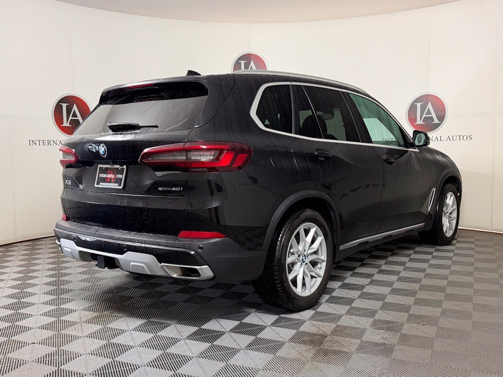 Used 2023 BMW X5 xDrive40i w/ Premium Package AWD/4WD image 8