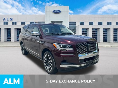 Used 2024 Lincoln Navigator L Black Label AWD/4WD image 3