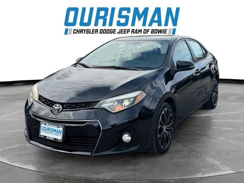 Used 2014 Toyota Corolla S Premium w/ Driver Convenience Package image 8