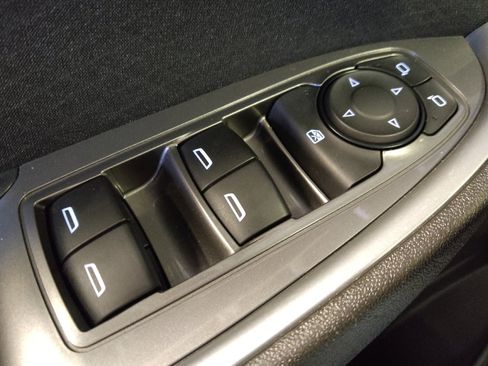 Used 2025 Chevrolet Malibu LS FWD image 27