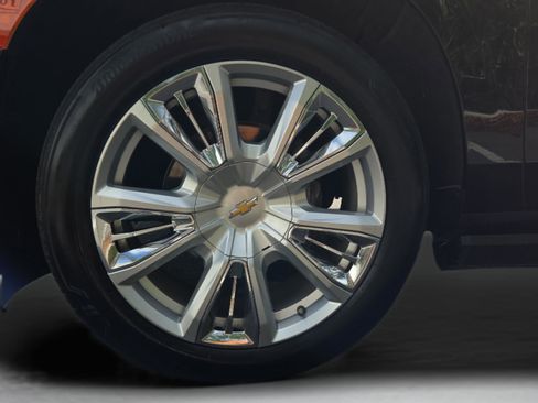 Used 2023 Chevrolet Tahoe High Country RWD image 31