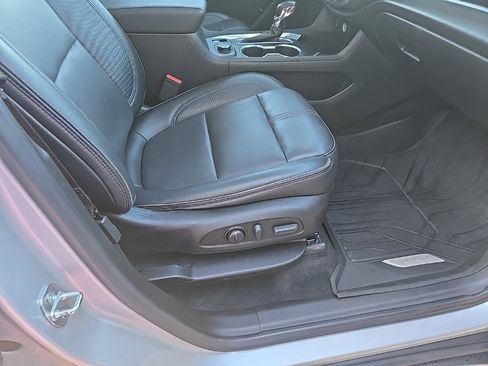Used 2022 Chevrolet Traverse RS w/ LPO, Floor Liner Package image 73