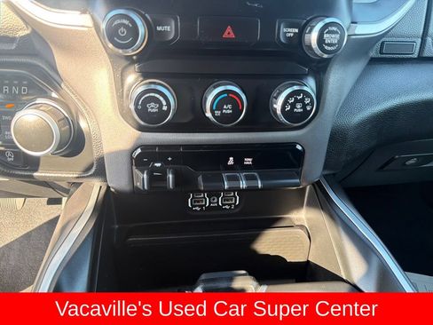 Used 2022 RAM 1500 Big Horn AWD/4WD image 18