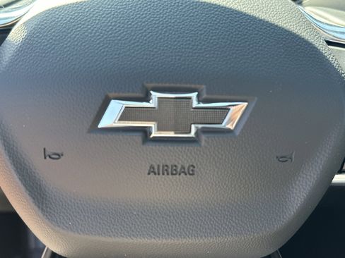 New 2026 Chevrolet Equinox ACTIV w/ Convenience Package III FWD image 22