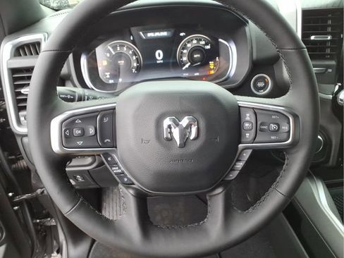 New 2026 RAM 1500 Big Horn AWD/4WD image 17