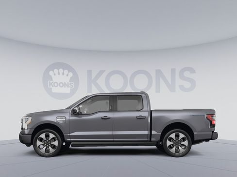 Used 2023 Ford F150 Lightning Platinum AWD/4WD image 2