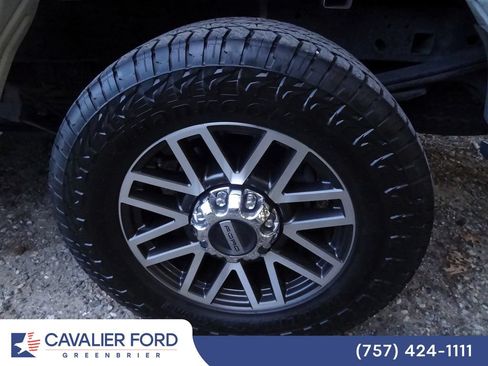 Used 2019 Ford F250 Lariat w/ Lariat Ultimate Package AWD/4WD image 13