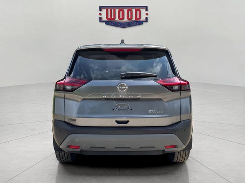 Used 2023 Nissan Rogue SV AWD/4WD image 3