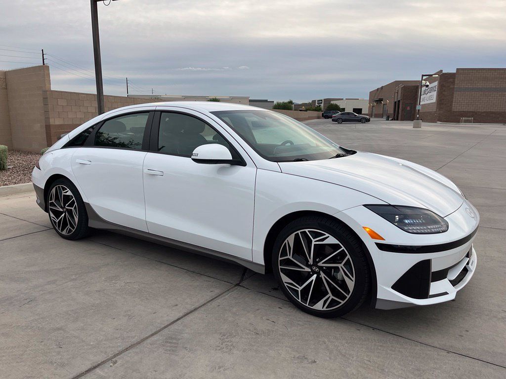 Used 2023 Hyundai Ioniq 6 Limited RWD image 5