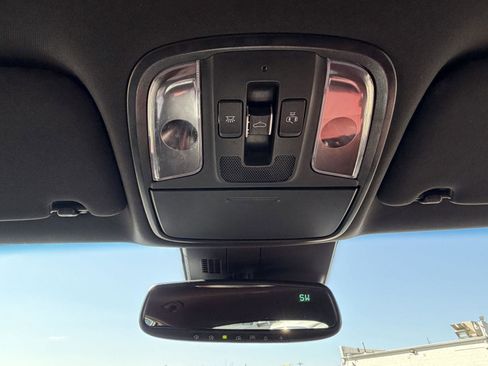 Used 2020 Kia Stinger GT1 image 25