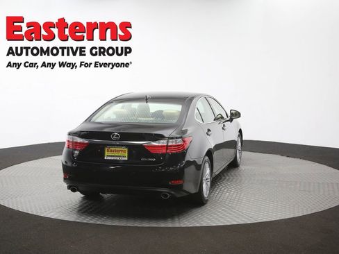 Used 2015 Lexus ES 350 w/ Luxury Package FWD image 49