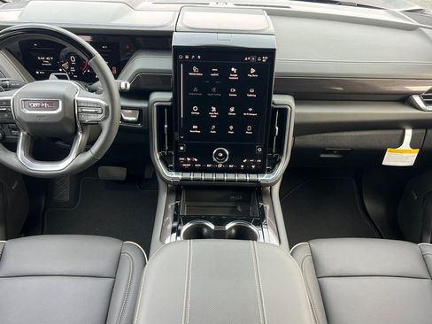 New 2026 GMC Yukon XL Elevation image 12