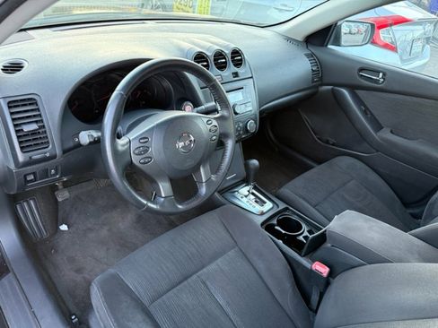 Used 2011 Nissan Altima 2.5 S w/ Convenience Pkg image 14