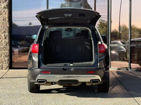 Used 2017 GMC Acadia Denali image 30