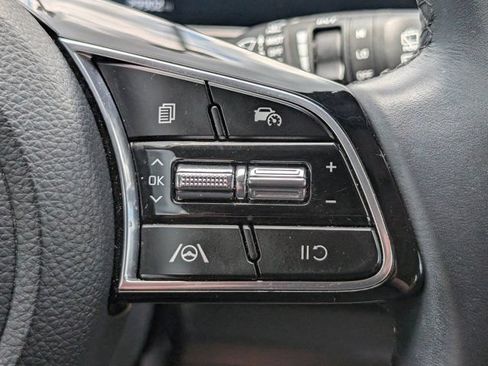 Used 2024 Kia Seltos EX AWD/4WD image 25