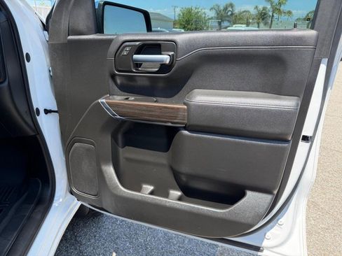 Used 2020 Chevrolet Silverado 1500 LT w/ Fleet Comfort Package AWD/4WD image 19