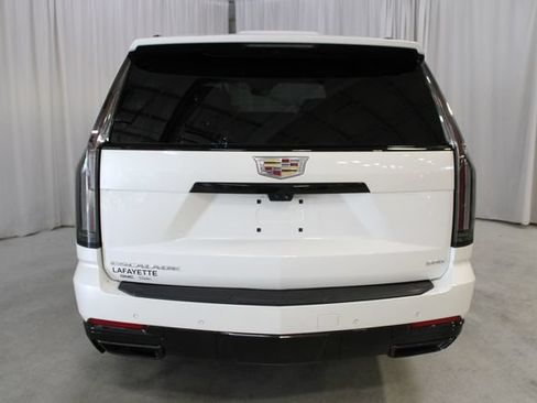Used 2025 Cadillac Escalade ESV Sport w/ Touring Package AWD/4WD image 35