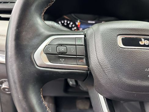 Used 2022 Jeep Compass Limited AWD/4WD image 19